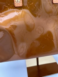 Image 7 of Louis Vuitton Reade PM Bronze Vernis Leather Top Handle Bag
