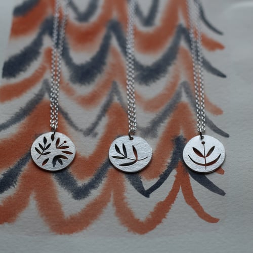 Image of Tiny Gather necklace II