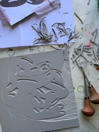 Image 2 of On my way (2025), Limited edition lino relief print 