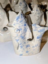 Image 1 of Shark mini gluggle jug