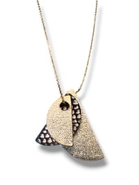 Image 2 of Les interchangeables - Demi lune (petit) - boucles / collier / pampilles