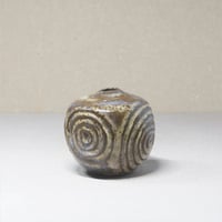 Image 1 of Petit vase émaillé IV