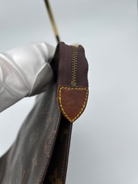 Image 8 of Louis Vuitton Toiletry 26 Pouch 