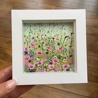 Image 3 of 'In the Pink’