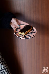 Image 2 of Assiette Peach pizza