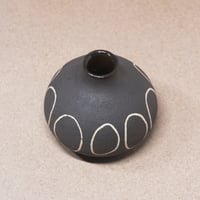 Image 4 of Petit vase II