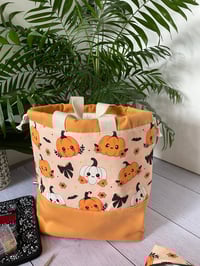 Image 3 of Sac à projets taille M, poche avant transparente: Citrouilles mignonnes