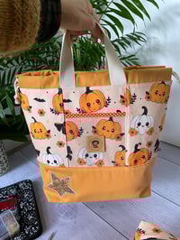 Image 4 of Sac à projets taille M, poche avant transparente: Citrouilles mignonnes