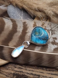 Image 4 of Labradorite & Rainbow Moonstone Duo