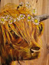 Image 4 of 'Daisy' original oil & acrylic on elm panel.