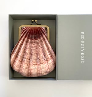 Image of Seashell, crossbody velvet bag with chain handle