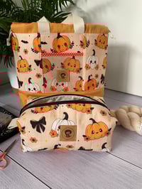 Image 2 of  Trousse pour petits projets tricots ou accessoires: Citrouilles mignonnes