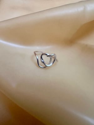 Image of "Trace" ring