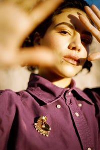 Image 5 of Double pin's Amulette