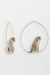 Image 1 of ORECCHINI PENDENTI LEOPARDO