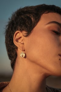 Image 1 of Boucles d'oreilles Coeur sacré | grenat