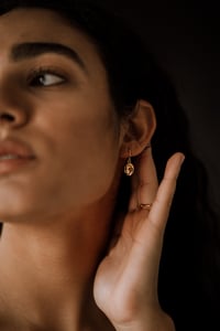 Image 5 of Boucles médaillons