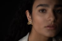 Image 1 of Boucles d'oreilles Puces Papillon de nuit