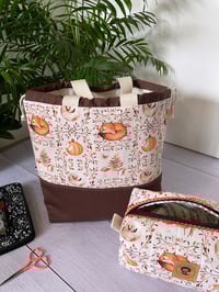 Image 5 of Sac à Projets taille M, poche avant : Renard Endormi