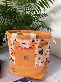 Image 4 of Sac à projets taille M, poche avant : Citrouilles mignonnes