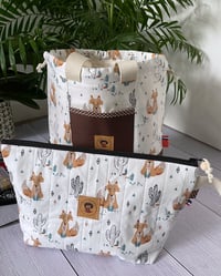 Image 2 of Trousse matelassée pour projets tricots ou crochet taille moyenne: Coyotte