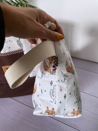 Image 5 of Trousse matelassée pour projets tricots ou crochet taille moyenne: Coyotte