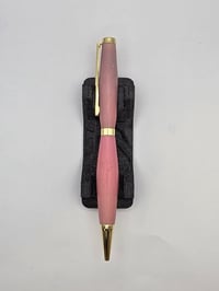Image 2 of Light pink slim pen (gold)