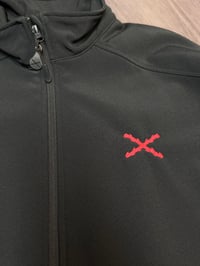 Image 3 of Chaqueta Softshell con Bordado
