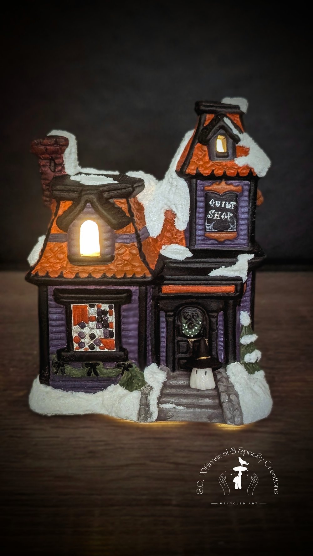 Image of (FREE U.S. SHIPPING) Light Up, Ghost Witch Quilt Shop