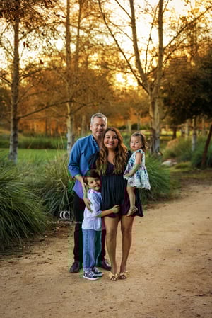 Image of Outdoor Family Mini Sessions 2025