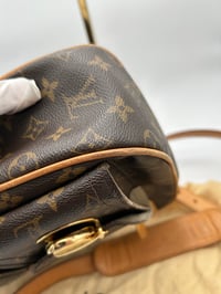Image 18 of Louis Vuitton Hudson GM Monogram Canvas