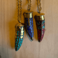 Collana con ciondolo