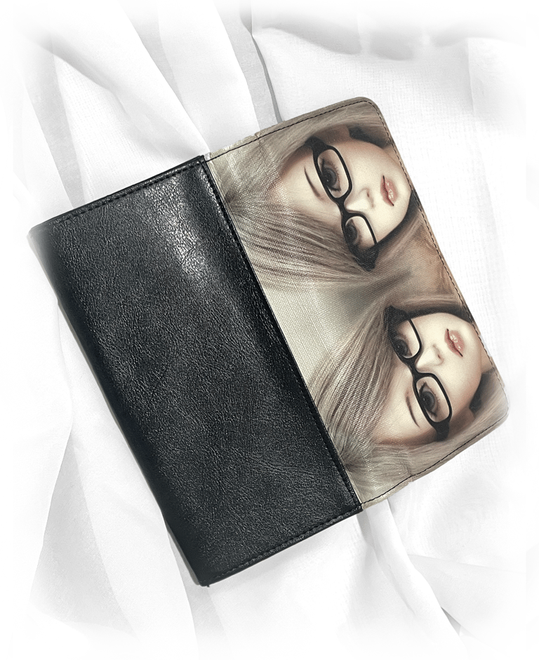 Dolly wallet Image 3