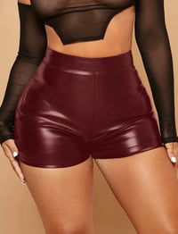 Image 1 of SKYNLYDRESS - Short en cuir PU taille haute 