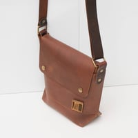 Image 5 of Solo Messenger in vintage brown