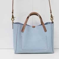 Image 3 of 3-Panel Two-way Tote low in pebbled sky