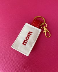 Image 1 of Portachiavi Mom