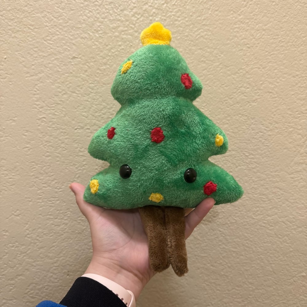Image of Christmas Tree 