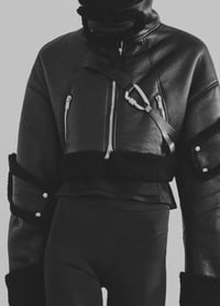 MONOGURUI digi-op: (the invisibles)(ii)