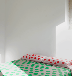 Image of Sand / Green Polka flat sheet