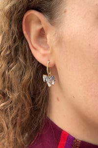 Image 2 of HOOP MINI ZEBRA