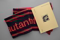 Image 1 of LIBRO + BUFANDA Brillo 6: Gabinete de canciones tristes