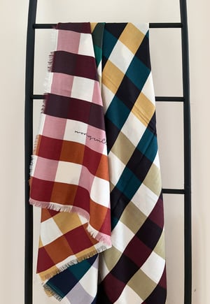 Image of PAÑUELO 100% LANA - LONDON ( PRE ORDER)