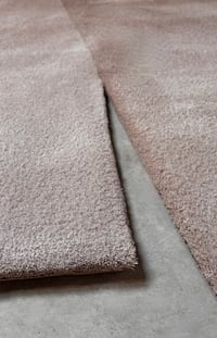 Image 4 of HUM + X+L carpet (powder)