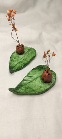 Image 2 of Mesikämmen  korulautanen