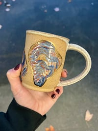 Image 5 of THREE OYSTERS MUG - COBALT + CREAM
