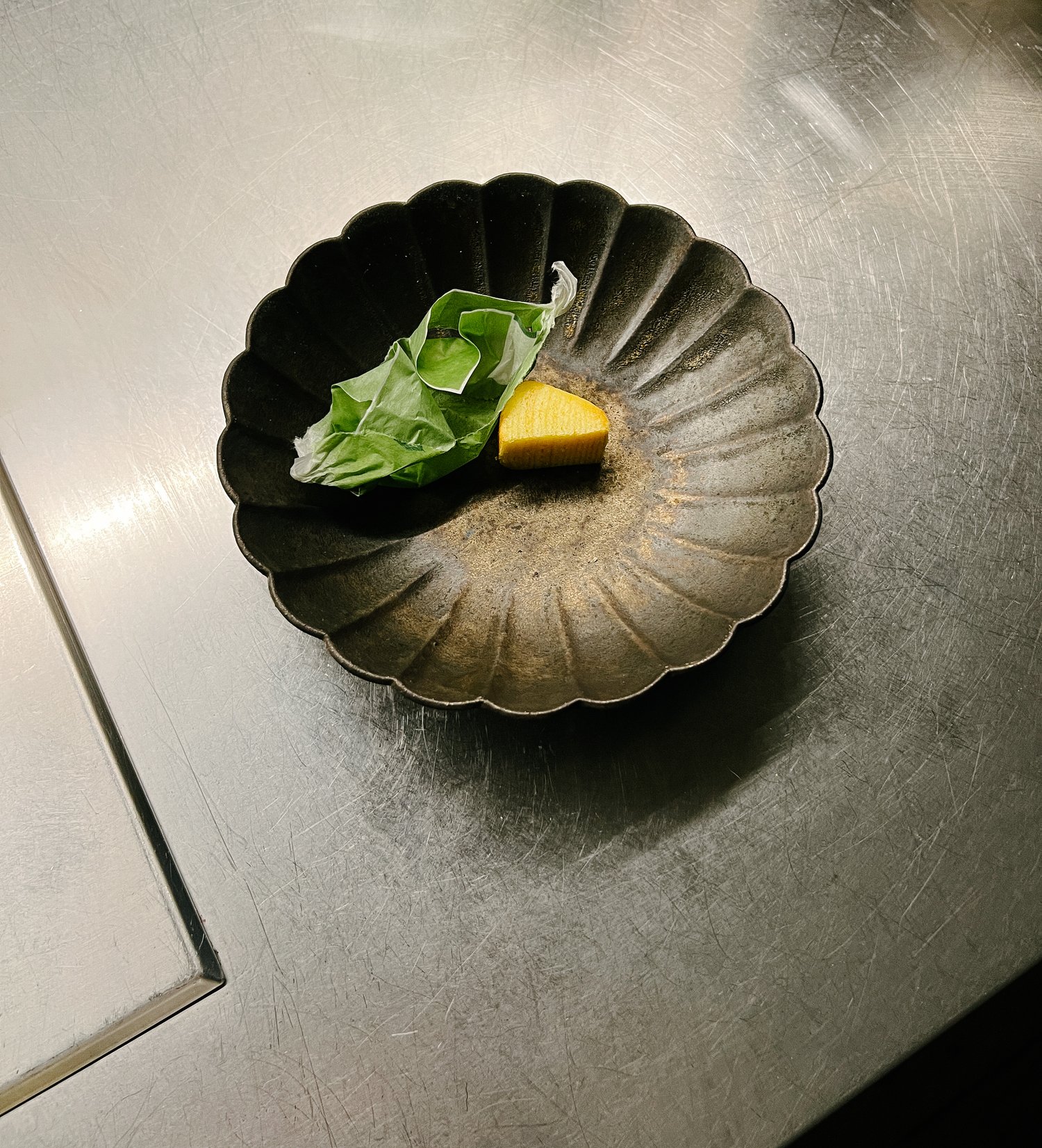 Japanese Ceramics - Chrysantem Plate