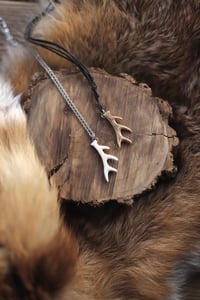 Image 1 of Ciondolo Corno di Cervo