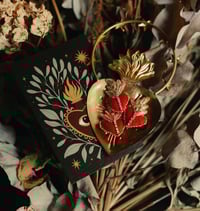 Image 2 of Spilla "Cuore sacro"