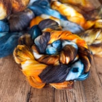 Image 2 of Full Moon | Silky Cashmerino